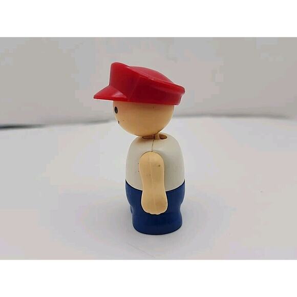 Vintage Shelcore Playmates Little People Man with Red Hat Blue Pants EUC - Picture 4 of 5